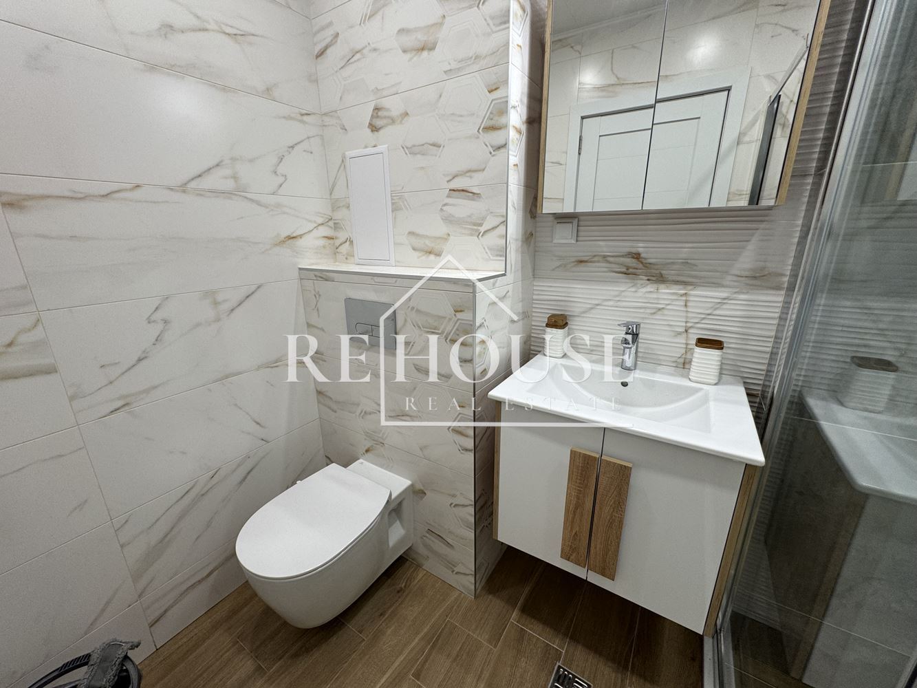 ЧИСТО НОВ ДВУСТАЕН АПАРТАМЕНТ - 0