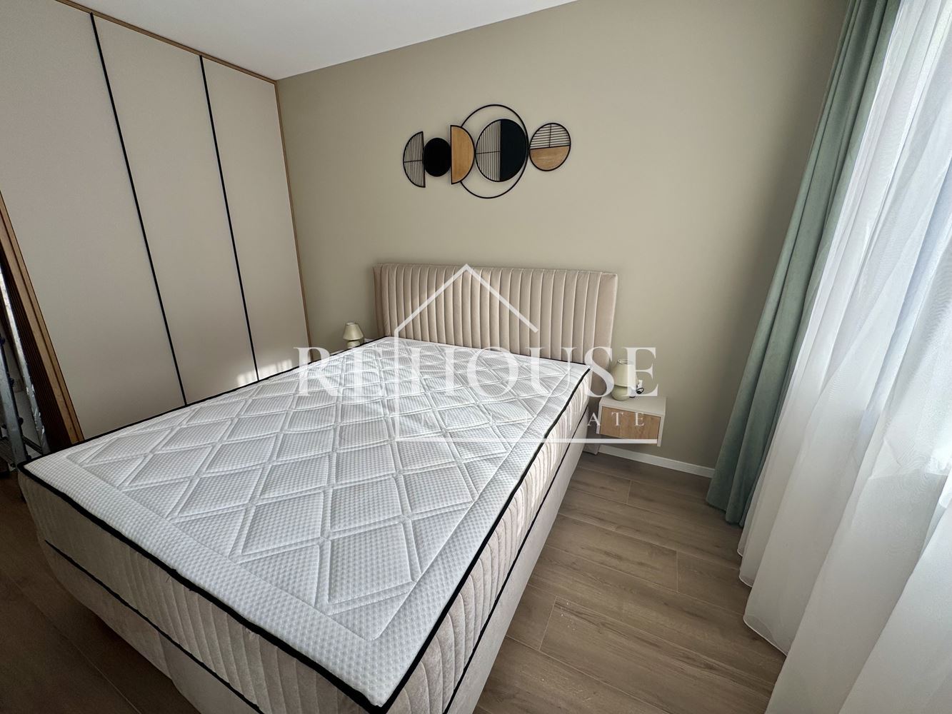 ЧИСТО НОВ ДВУСТАЕН АПАРТАМЕНТ - 0