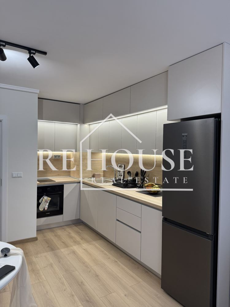 Двустаен чисто нов апартамент в кв. Възраждане 1 - 0