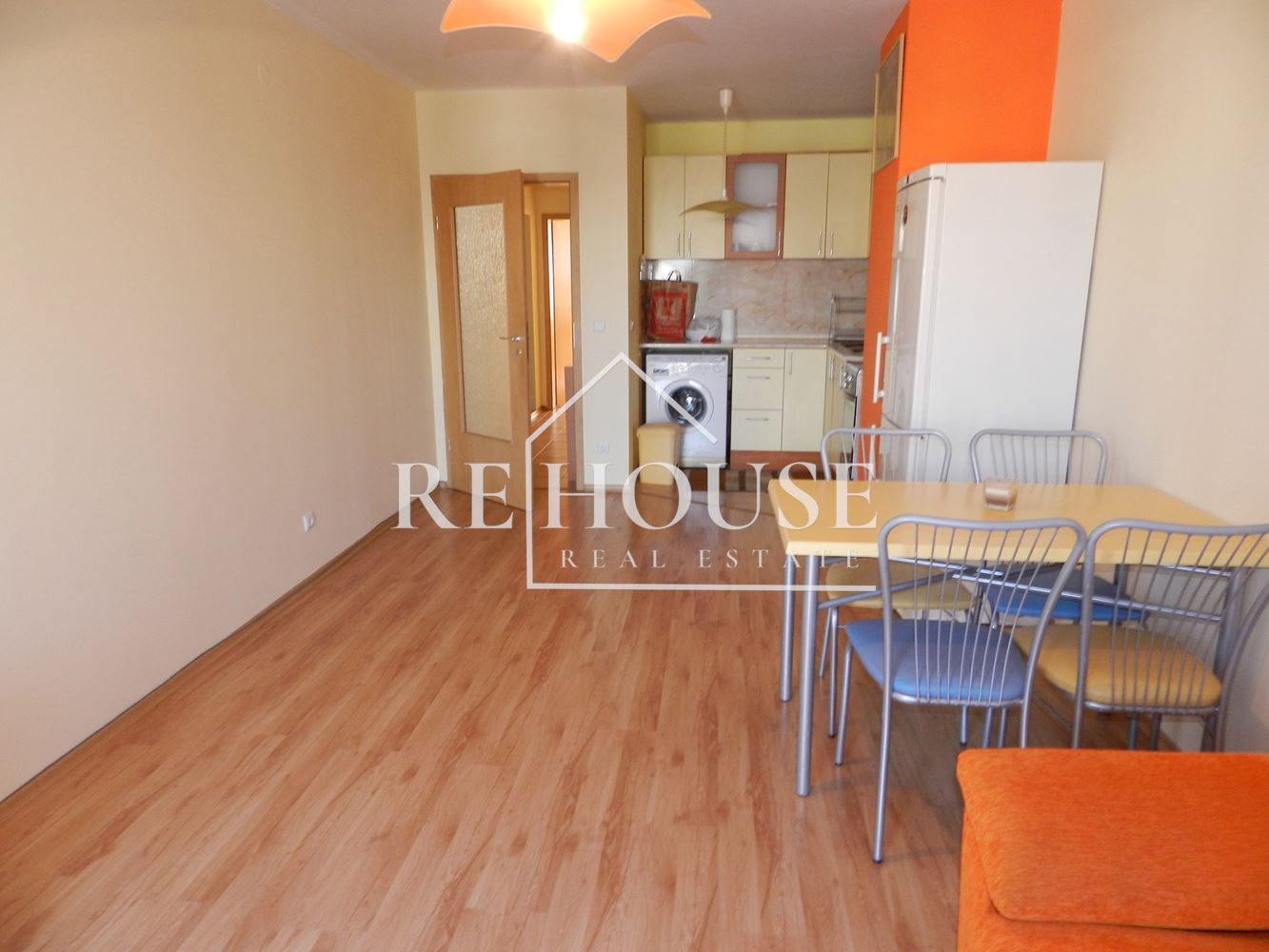 ДВУСТАЕН ОБЗАВЕДЕН АПАРТАМЕНТ В КВ.ЛЕВСКИ - 0