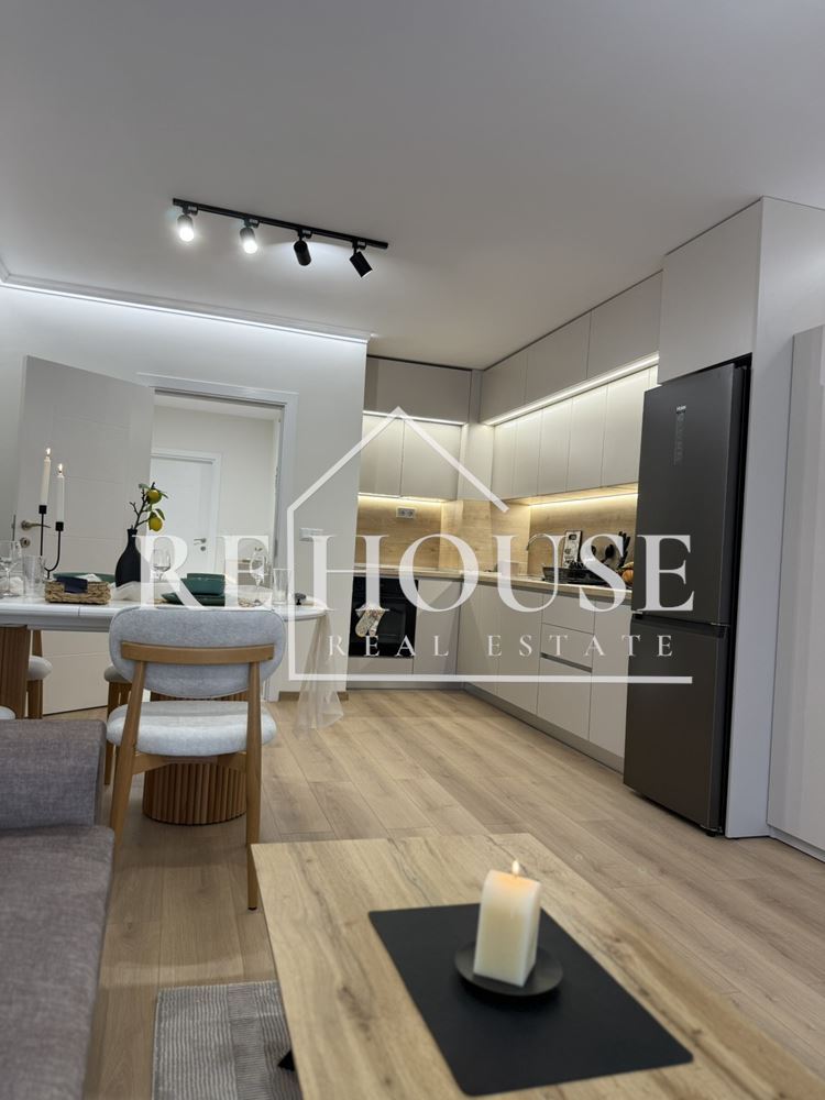 Двустаен чисто нов апартамент в кв. Възраждане 1 - 0