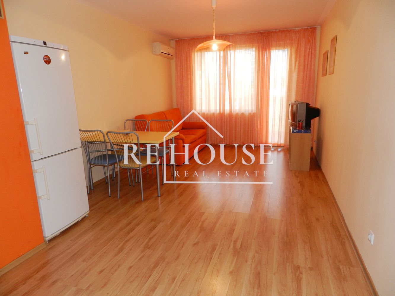 ДВУСТАЕН ОБЗАВЕДЕН АПАРТАМЕНТ В КВ.ЛЕВСКИ - 0