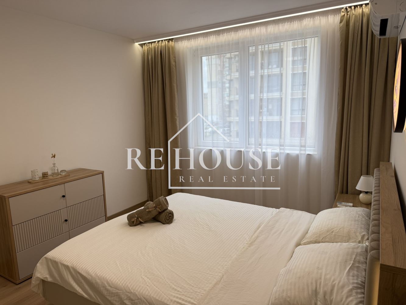 Двустаен чисто нов апартамент в кв. Възраждане 1 - 0