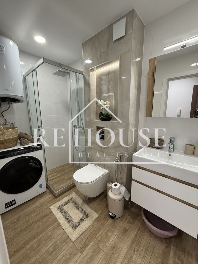 Двустаен чисто нов апартамент в кв. Възраждане 1 - 0