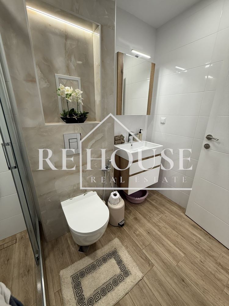 Двустаен чисто нов апартамент в кв. Възраждане 1 - 0