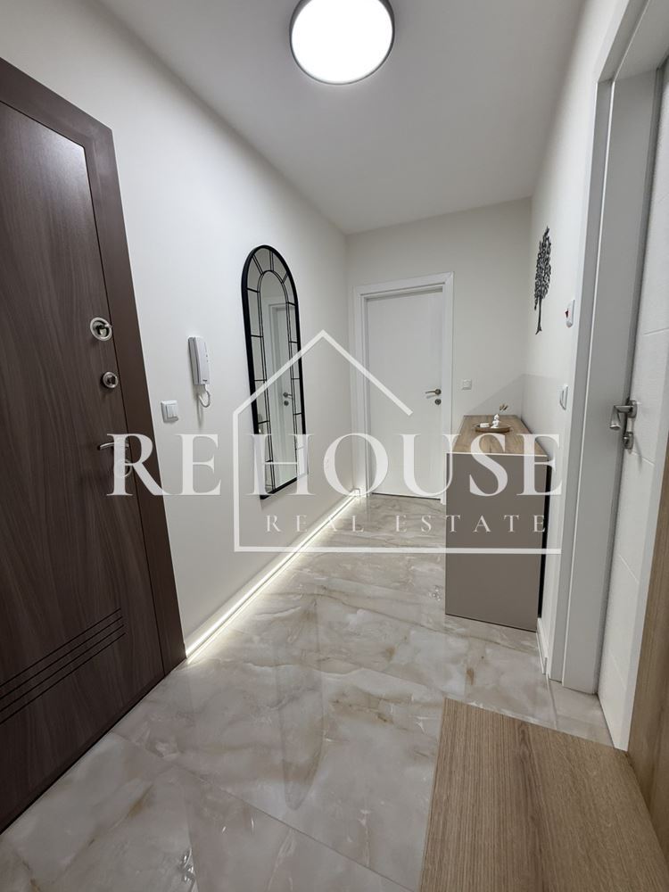 Двустаен чисто нов апартамент в кв. Възраждане 1 - 0