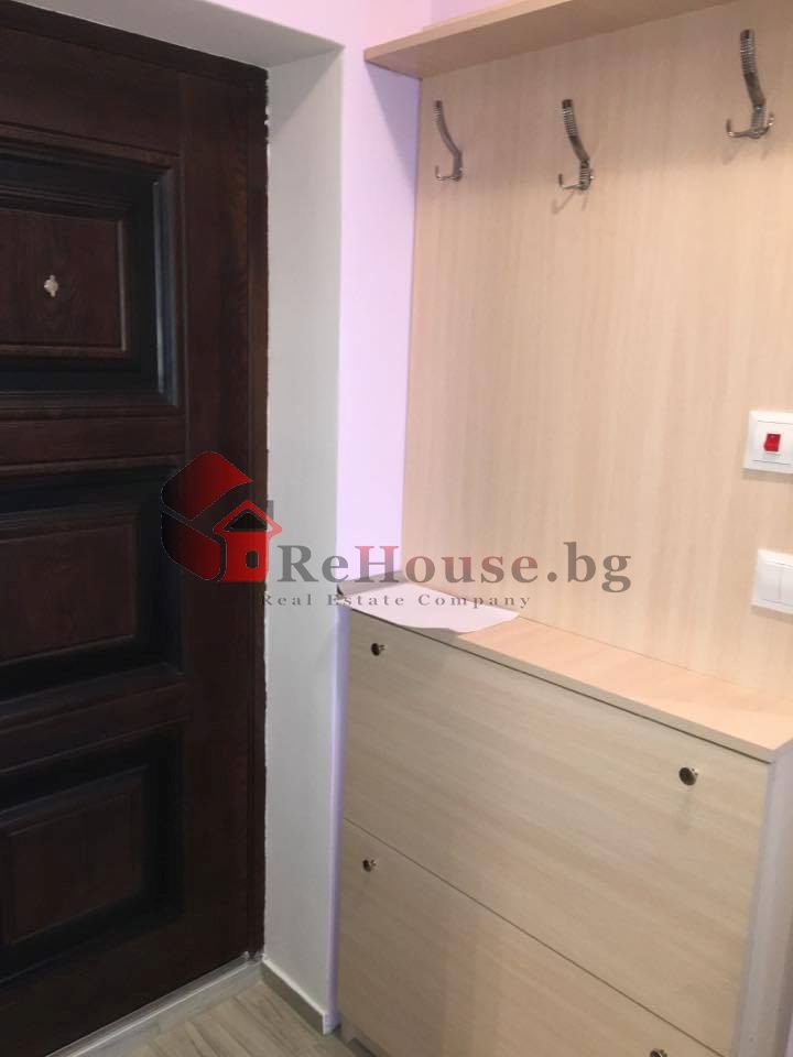 Двустаен апартамент в кв.Възраждане - 0
