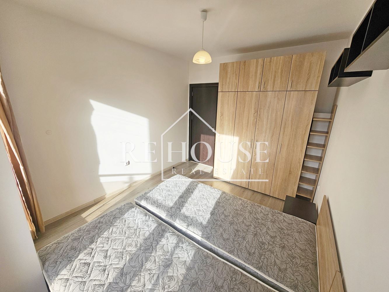 ДВУСТАЕН АПАРТАМЕНТ В РАЙОНА НА КВ.ПОБЕДА - 0