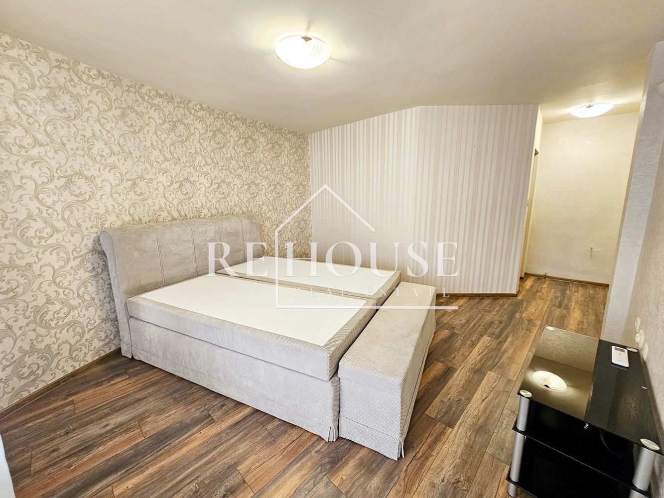 Къща - Варна, м-т Траката - 0