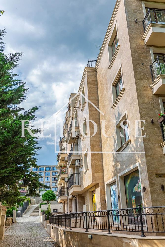 СТРАХОТЕН, НАПЪЛНО ЗАВЪРШЕН АПАРТАМЕНТ ТИП СТУДИО СЪС ОТЛИЧНА ЛОКАЦИЯ В БРИЗ - 0