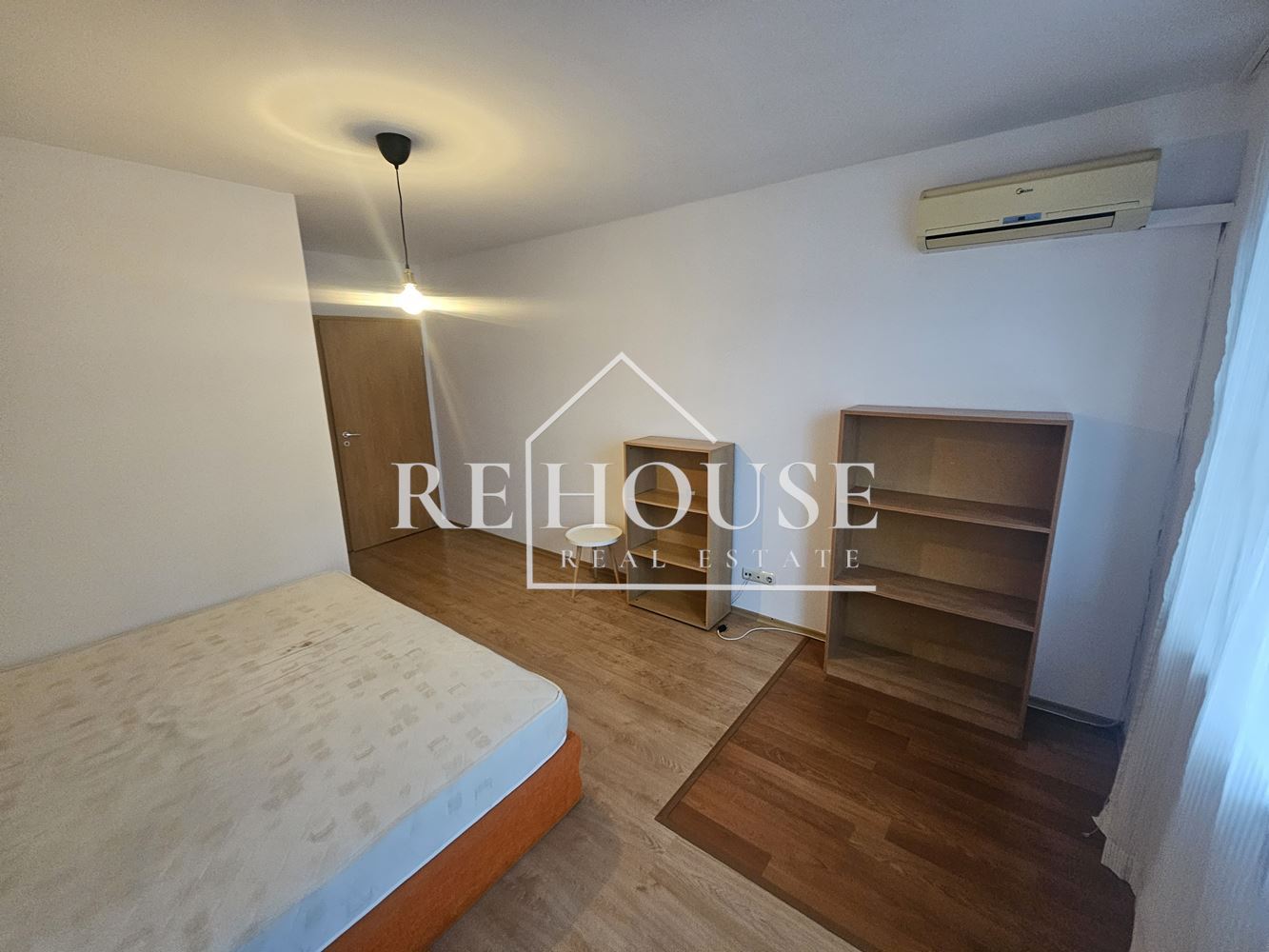 ДВУСТАЕН ОБЗАВЕДЕН АПАРТАМЕНТ В КВ.ЛЕВСКИ - 0