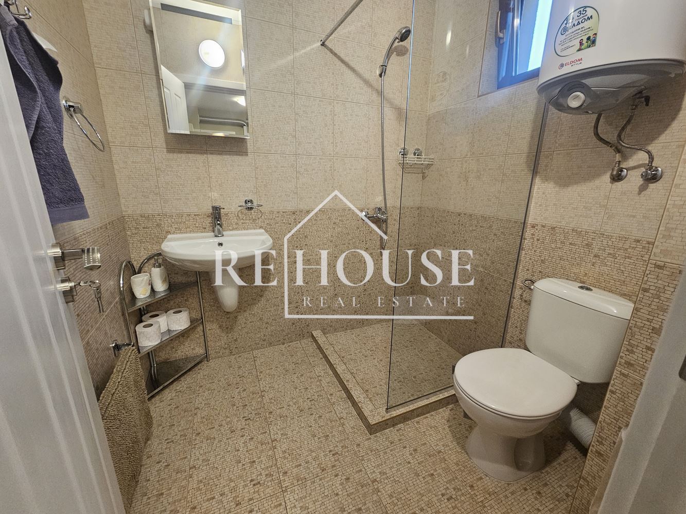 СТРАХОТЕН, НАПЪЛНО ЗАВЪРШЕН АПАРТАМЕНТ ТИП СТУДИО СЪС ОТЛИЧНА ЛОКАЦИЯ В БРИЗ - 0