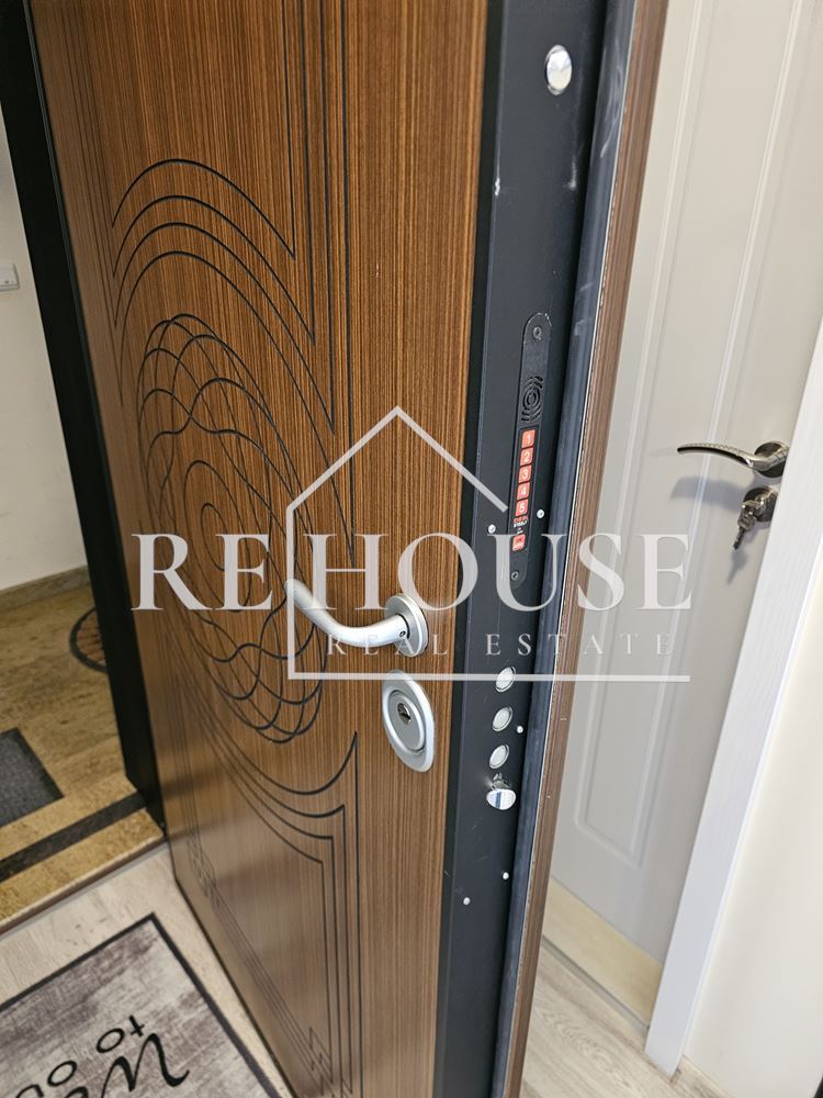 СТРАХОТЕН, НАПЪЛНО ЗАВЪРШЕН АПАРТАМЕНТ ТИП СТУДИО СЪС ОТЛИЧНА ЛОКАЦИЯ В БРИЗ - 0