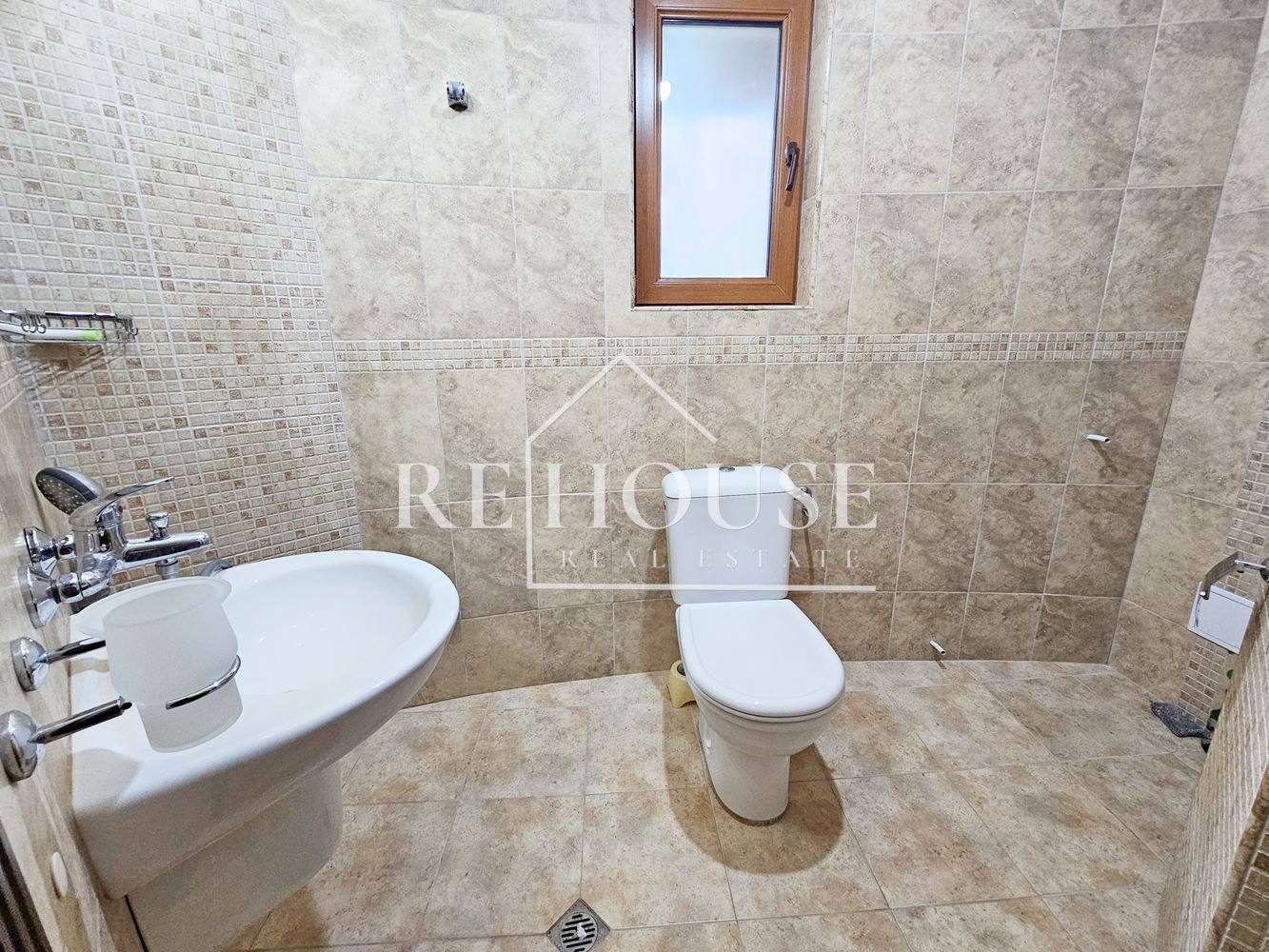 Къща - Варна, м-т Траката - 0