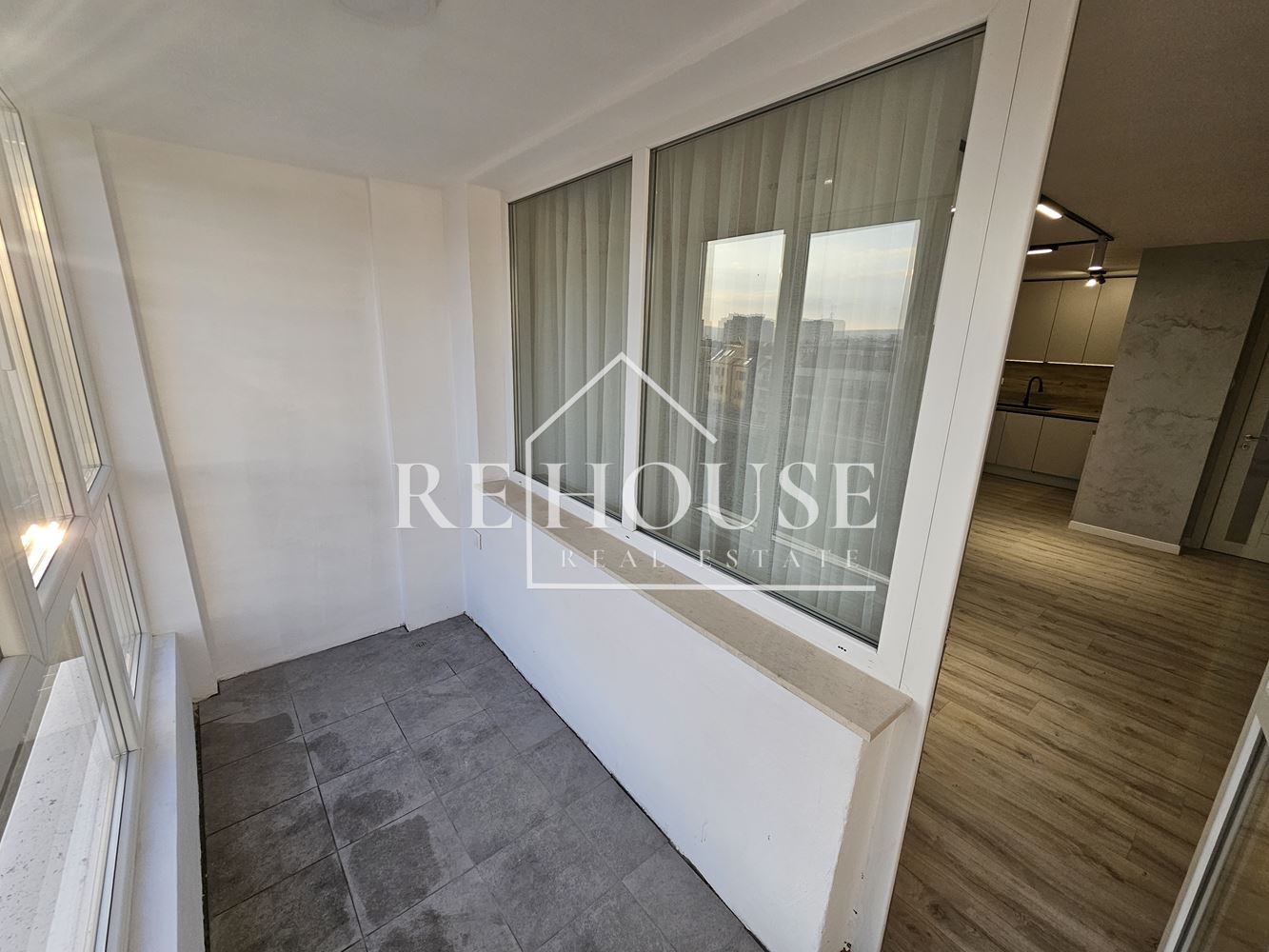 ТРИСТАЕН АПАРТАМЕНТ В РАЙОНА НА ЛК ТРАКИЯ - 0