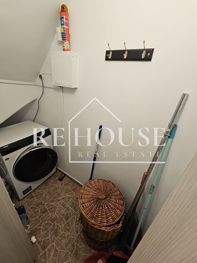 ТРИСТАЕН НАПЪЛНО ОБЗАВЕДЕН АПАРТАМЕНТ В РАЙОНА НА ЛК ТРАКИЯ - 0