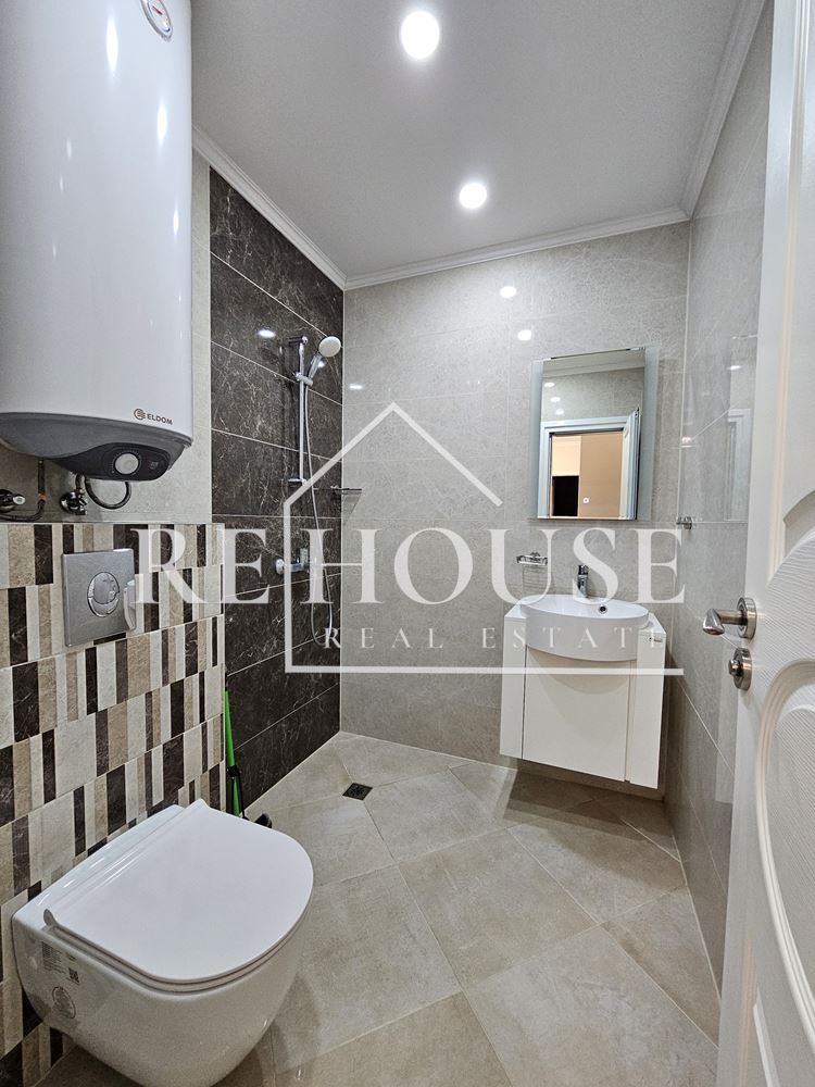 ТРИСТАЕН НАПЪЛНО ОБЗАВЕДЕН АПАРТАМЕНТ В РАЙОНА НА ЛК ТРАКИЯ - 0