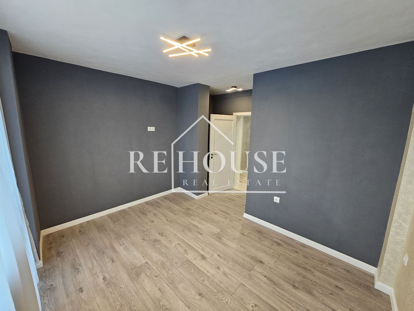 ТРИСТАЕН АПАРТАМЕНТ В РАЙОНА НА ЛК ТРАКИЯ - 0