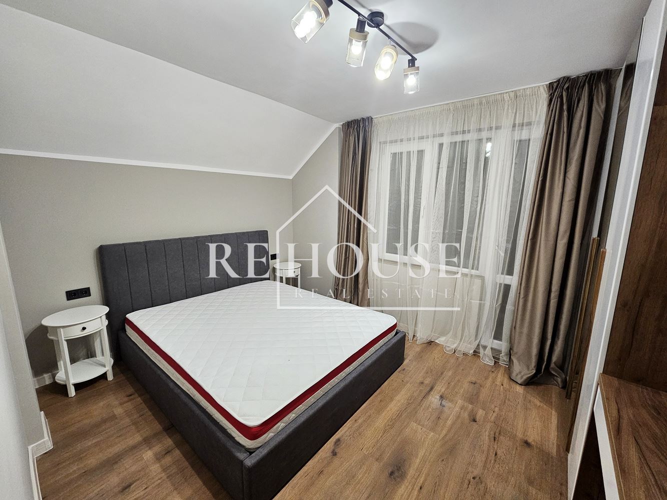 3-стаен - Варна, Окръжна болница - 0