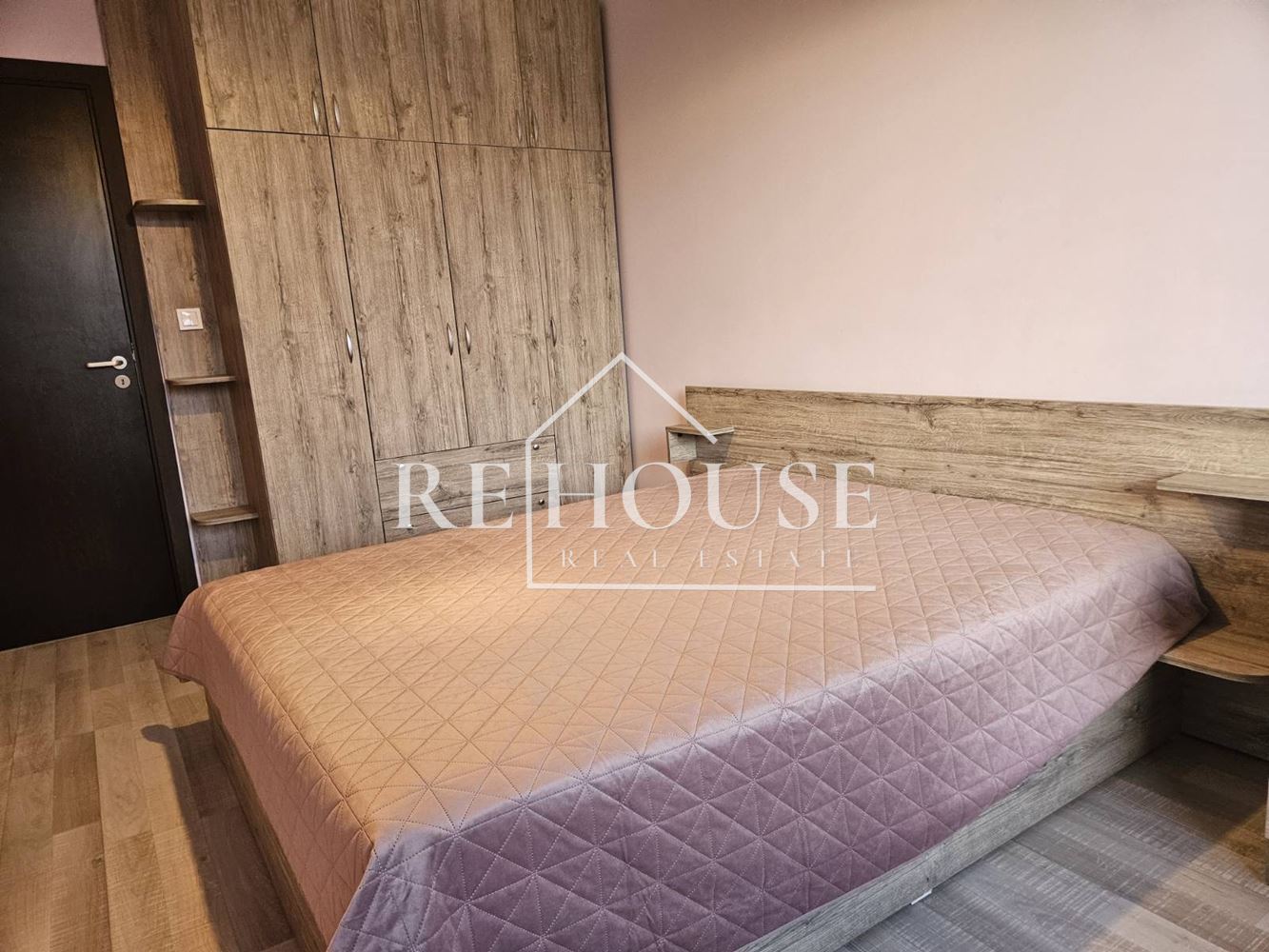 Двустаен апартамент в кв.Възраждане - 0