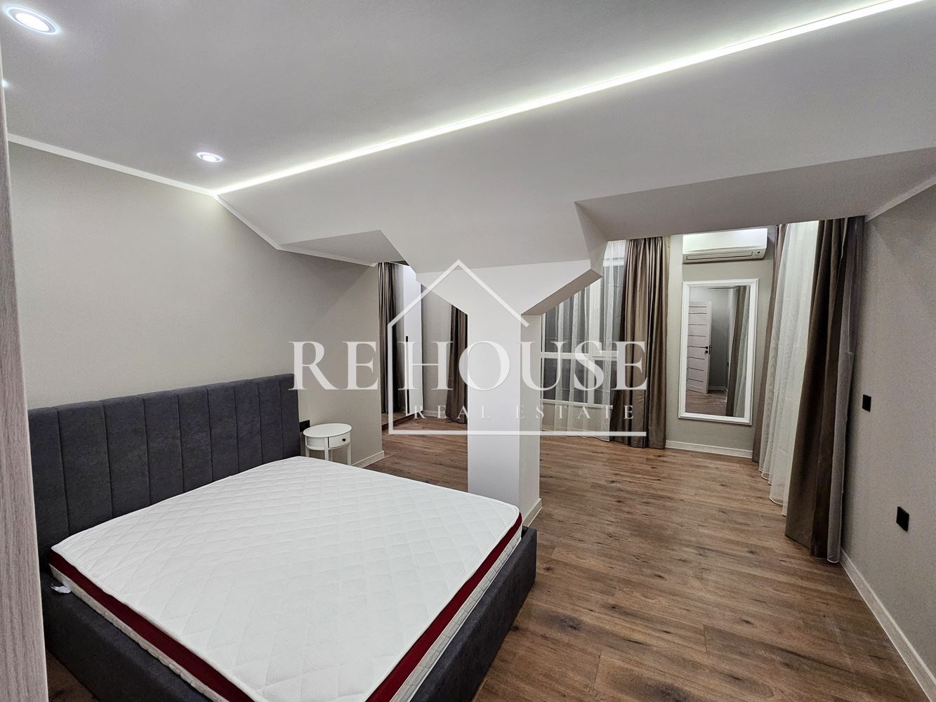 3-стаен - Варна, Окръжна болница - 0