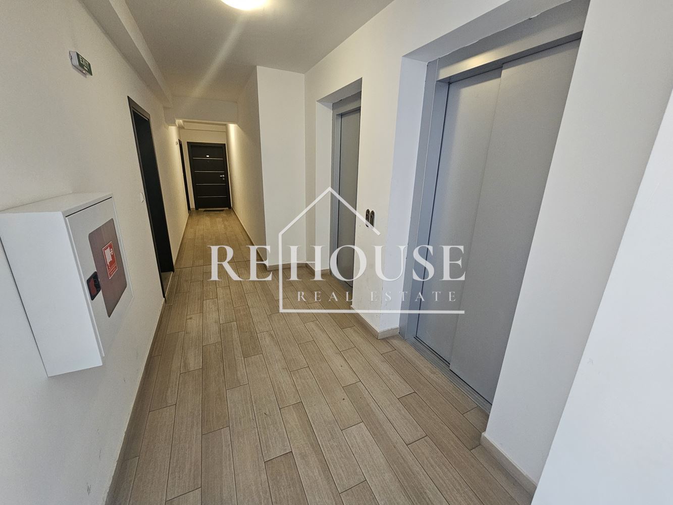 ДВУСТАЕН АПАРТАМЕНТ В РАЙОНА НА КВ.ПОБЕДА - 0