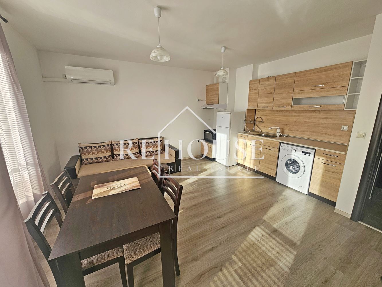 ДВУСТАЕН АПАРТАМЕНТ В РАЙОНА НА КВ.ПОБЕДА - 0