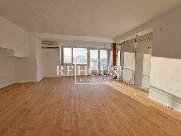 Тристаен апартамент с ТОП ЛОКАЦИЯ - РАЙОНА НА ВИНС И СПОРТНА ЗАЛА - 0