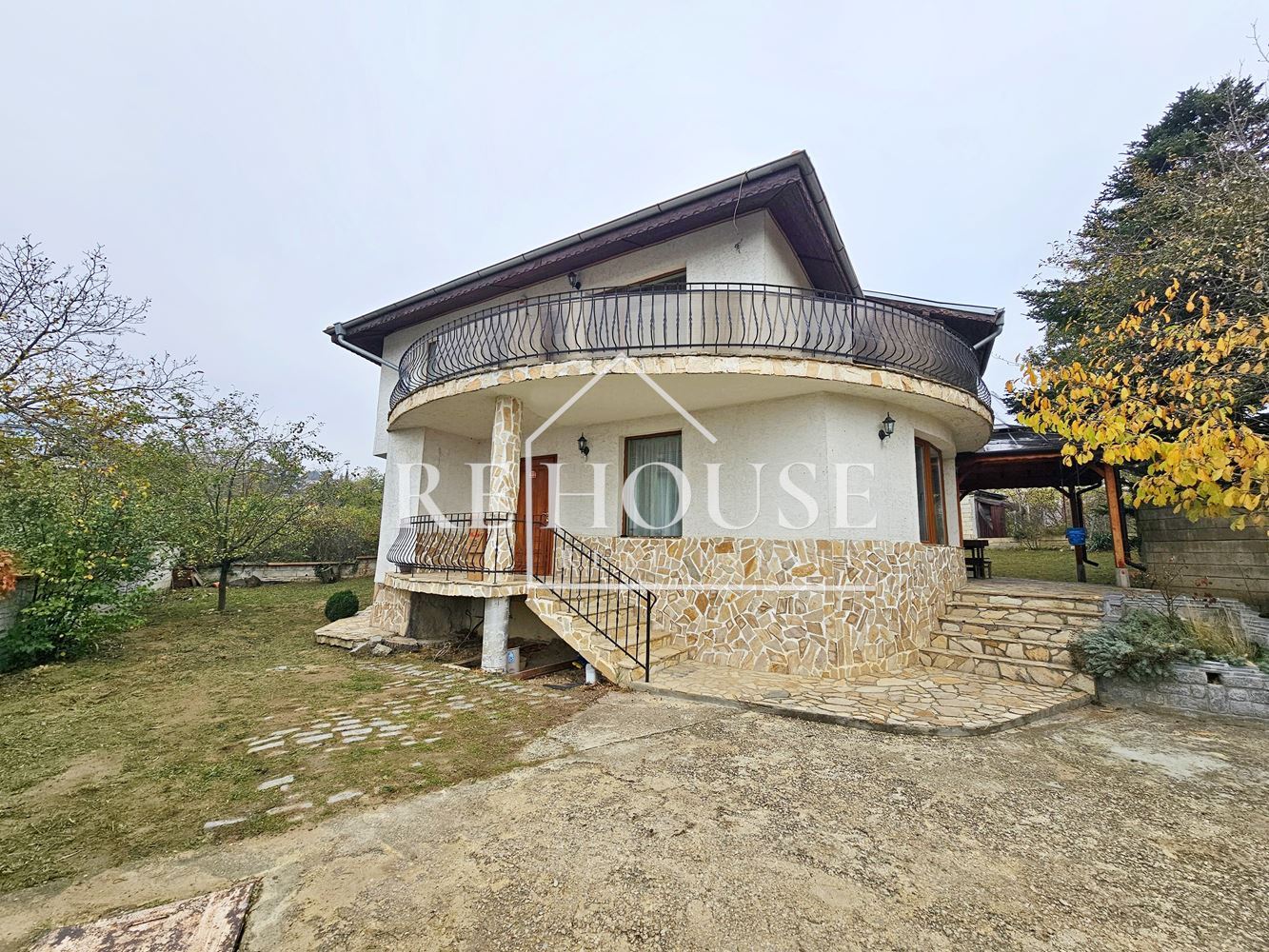 Къща - Варна, м-т Траката - 0