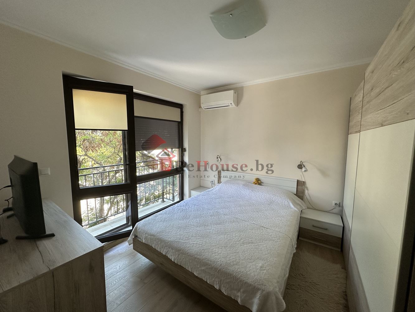 ДВУСТАЕН НАПЪЛНО ОБЗАВЕДЕН АПАРТАМЕНТ В РАЙОНА НА КВ.ПОБЕДА - 0