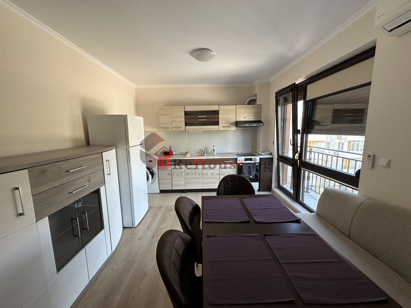 ДВУСТАЕН НАПЪЛНО ОБЗАВЕДЕН АПАРТАМЕНТ В РАЙОНА НА КВ.ПОБЕДА - 0