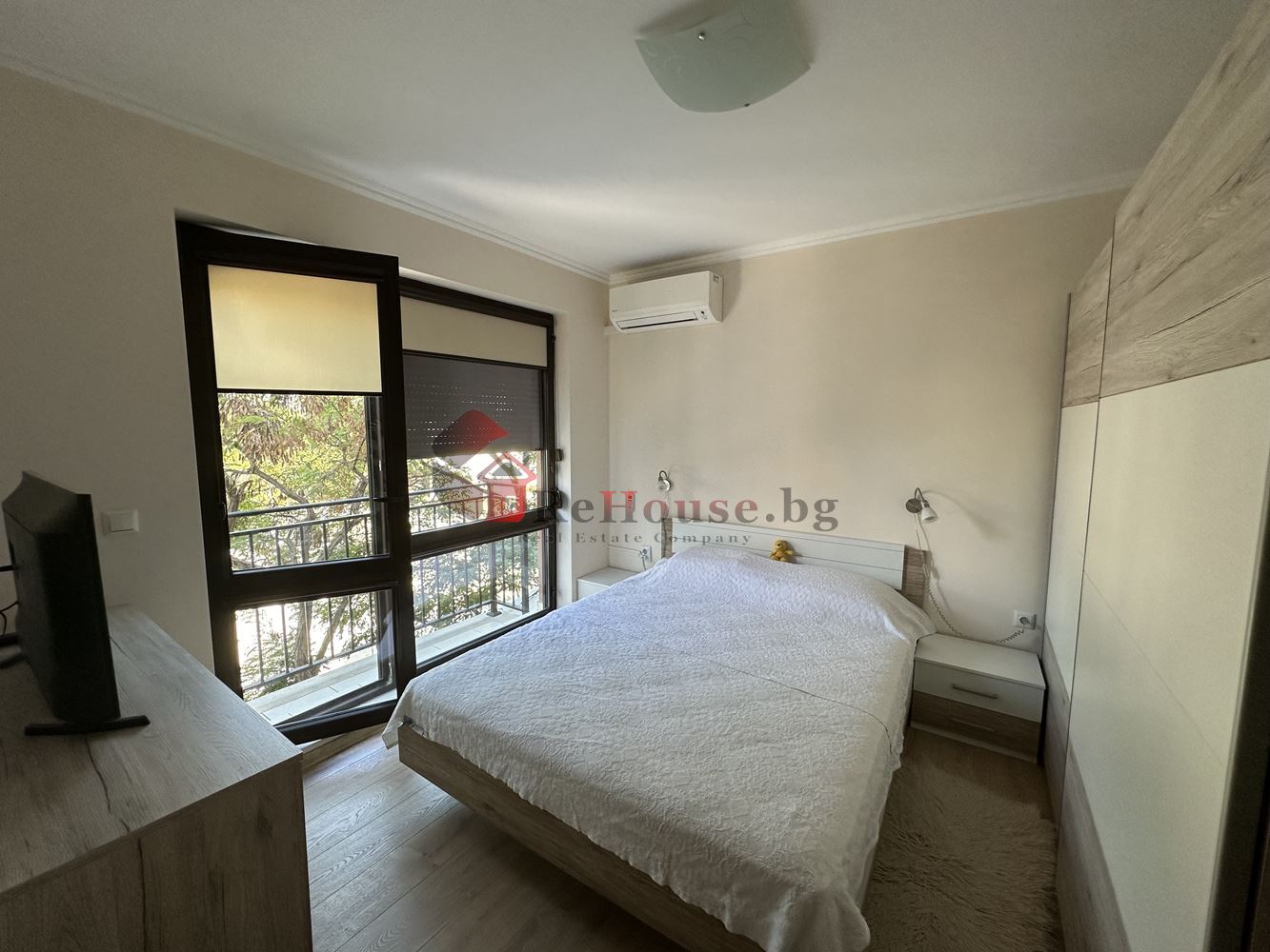 ДВУСТАЕН НАПЪЛНО ОБЗАВЕДЕН АПАРТАМЕНТ В РАЙОНА НА КВ.ПОБЕДА - 0