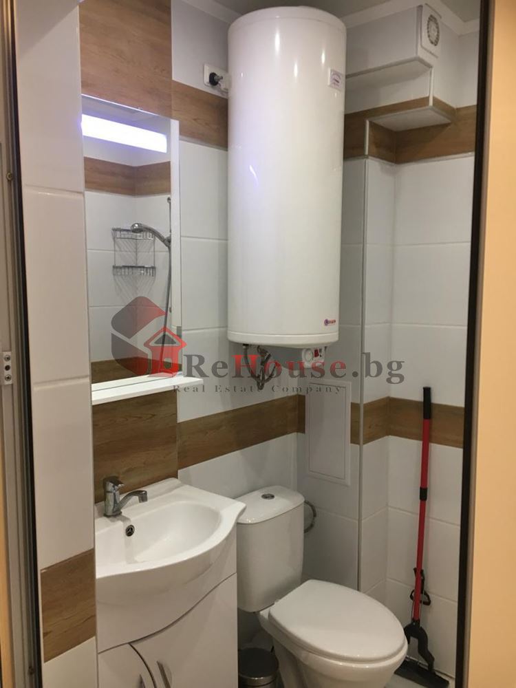 1-стаен - Варна, Червен площад - 0