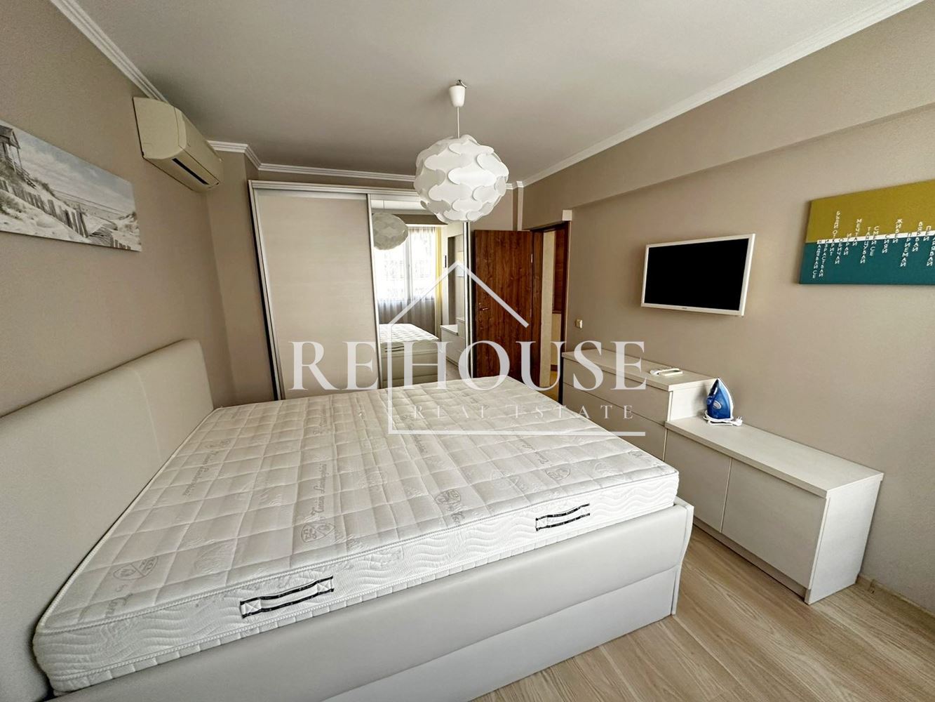 ТРИСТАЕН ОБЗАВЕДЕН АПАРТАМЕНТ В РАЙОНА НА ЛК ТРАКИЯ ДО ДЕНТАЛНИЯ ФАКУЛТЕТ - 0