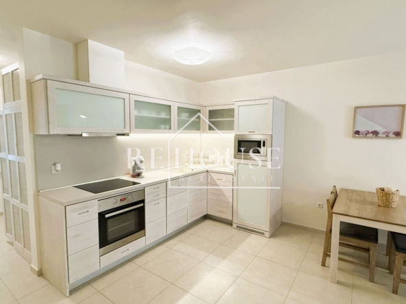 ДВУСТАЕН НАПЪЛНО ОБЗАВЕДЕН АПАРТАМЕНТ ИДЕАЛЕН ЦЕНТЪР - 0