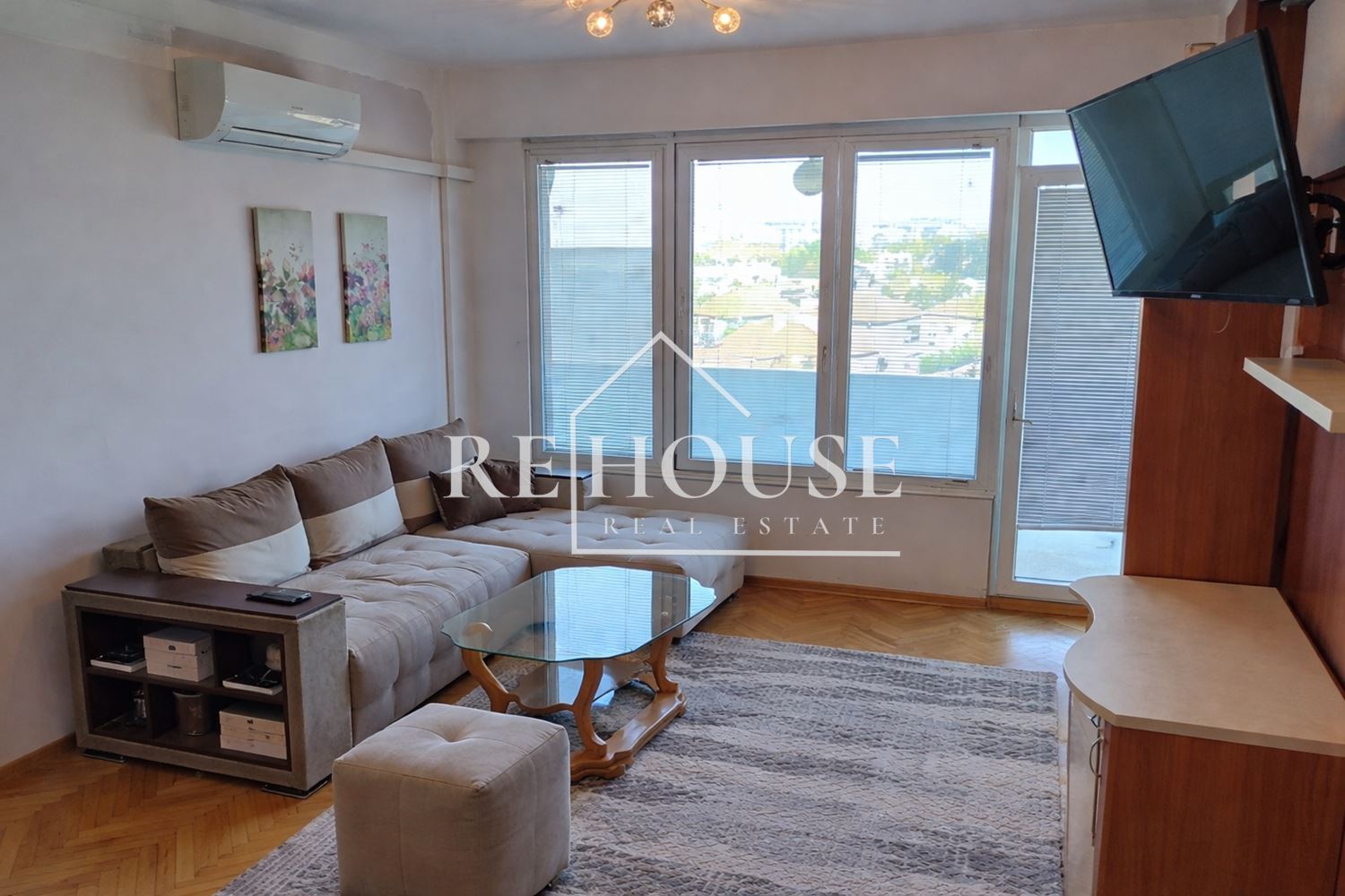 ТРИСТАЕН ОБЗАВЕДЕН АПАРТАМЕНТ В КВ.ЛЕВСКИ - 0