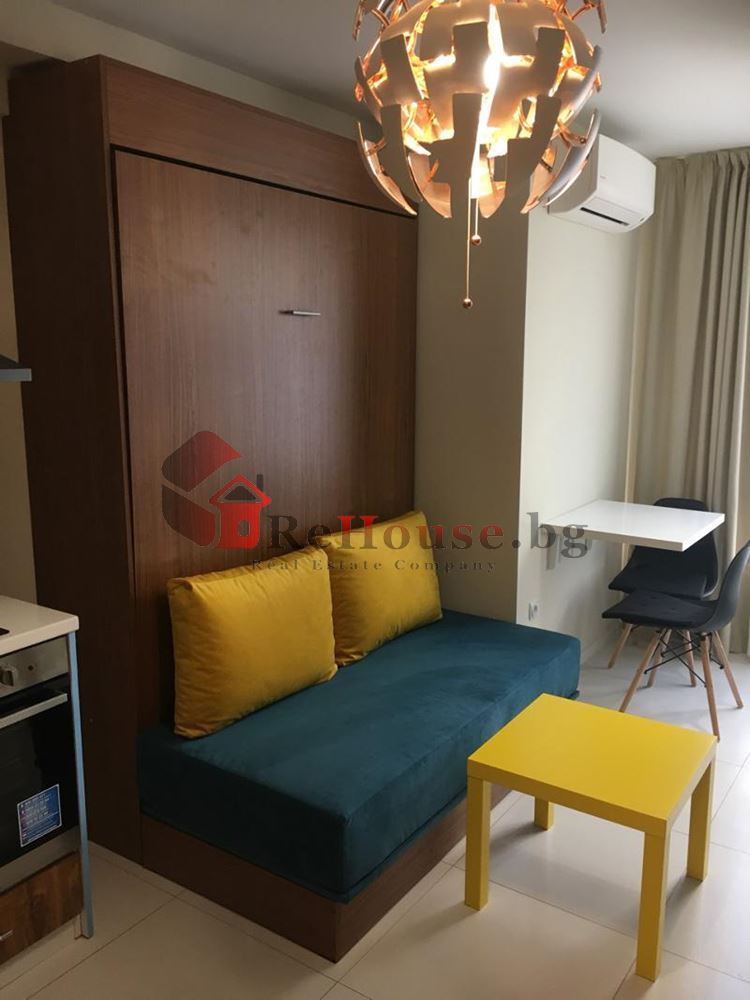 1-стаен - Варна, Червен площад - 0