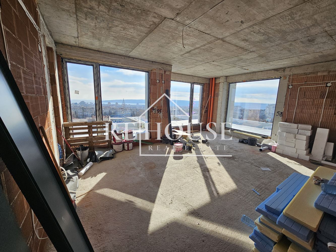 3-стаен гр.Варна, кв. Изгрев - 0