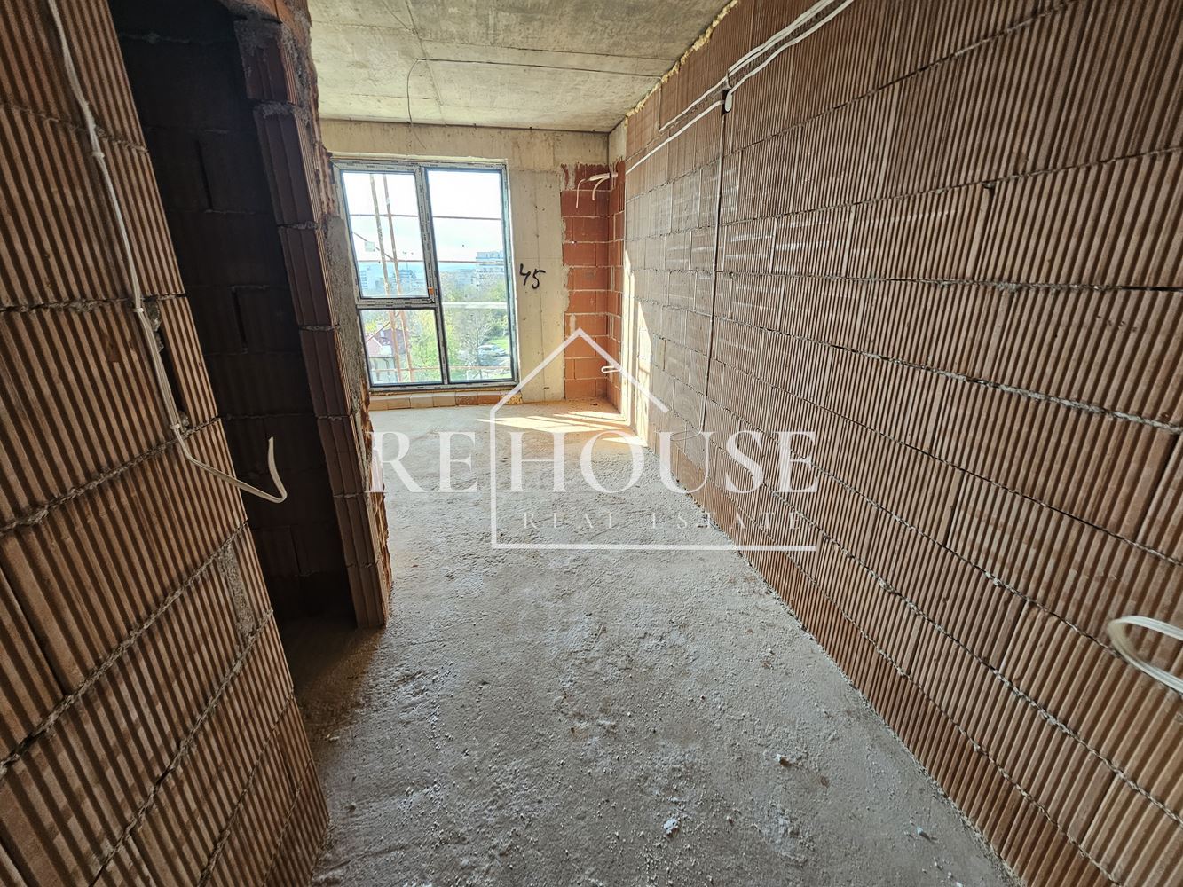 3-стаен - гр.Варна, кв.Изгрев - 0