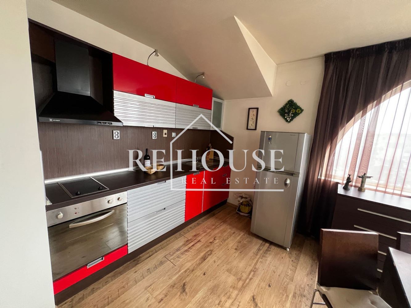 ДВУСТАЕН НАПЪЛНО ОБЗАВЕДЕН АПАРТАМЕНТ В РАЙОНА НА ЛЕВСКИ - 0