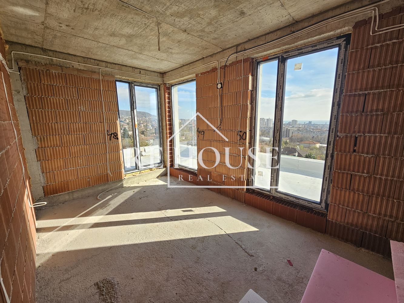 3-стаен гр.Варна, кв. Изгрев - 0