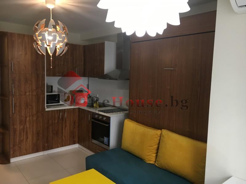 1-стаен - Варна, Червен площад - 0