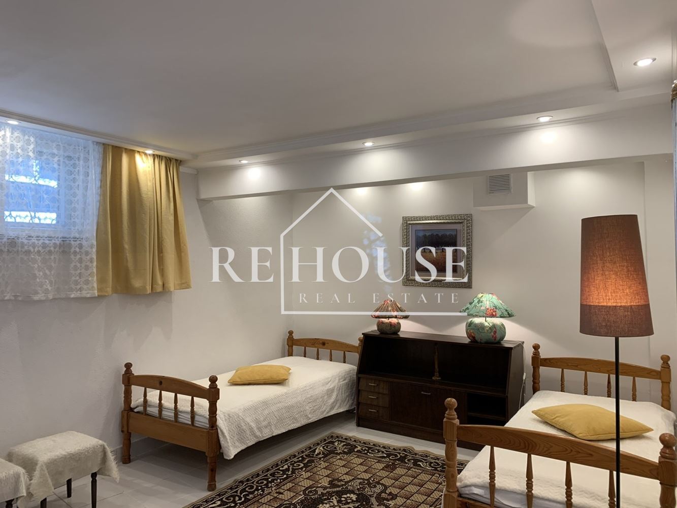 НАПЪЛНО ОБЗАВЕДЕН АПАРТАМЕНТ В РАЙОНА НА ГРЪЦКА МАХАЛА - 0