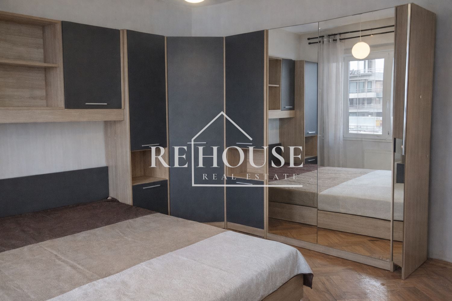 ТРИСТАЕН ОБЗАВЕДЕН АПАРТАМЕНТ В КВ.ЛЕВСКИ - 0