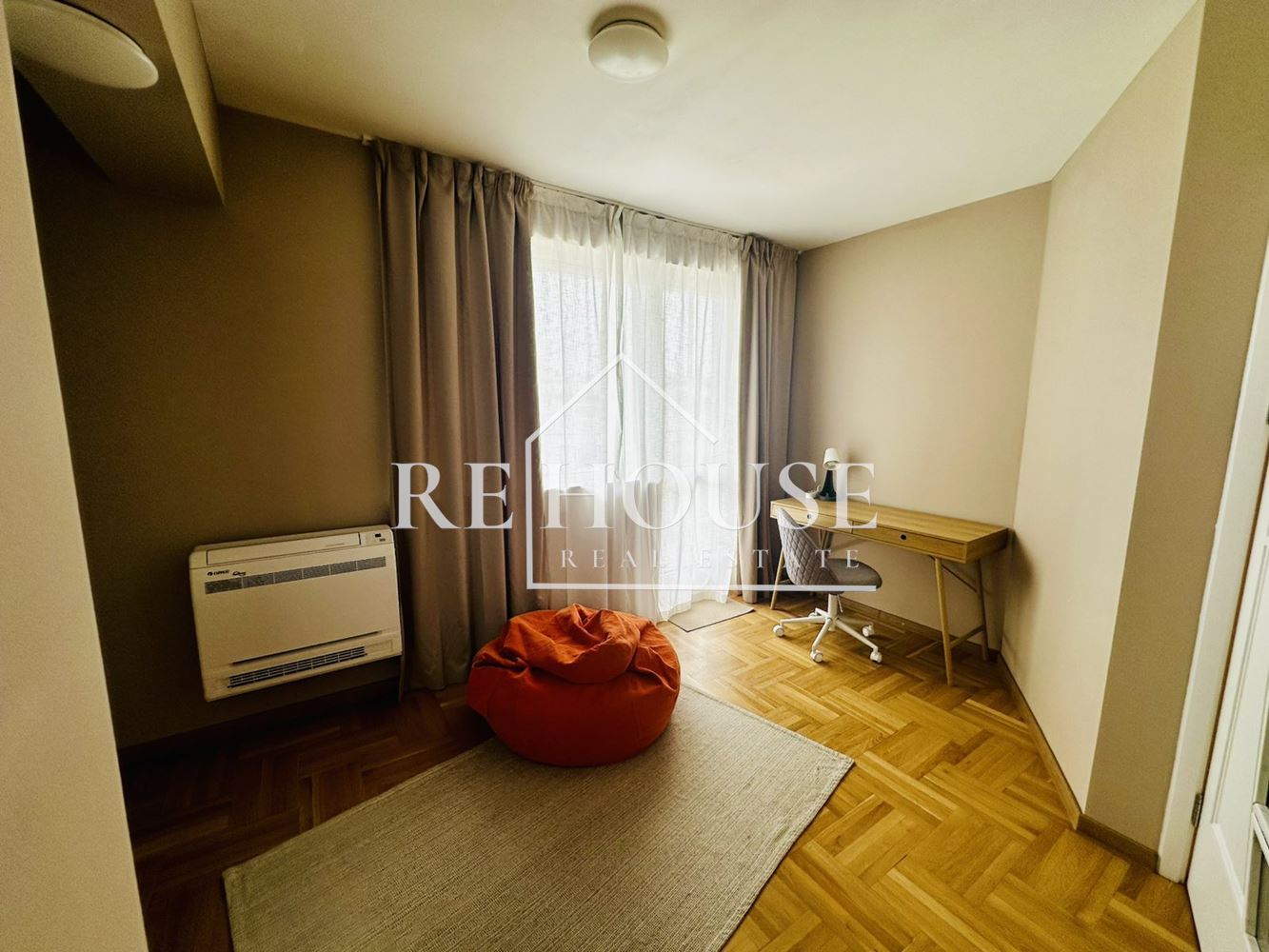 2-стаен - Варна, Окръжна болница - 0