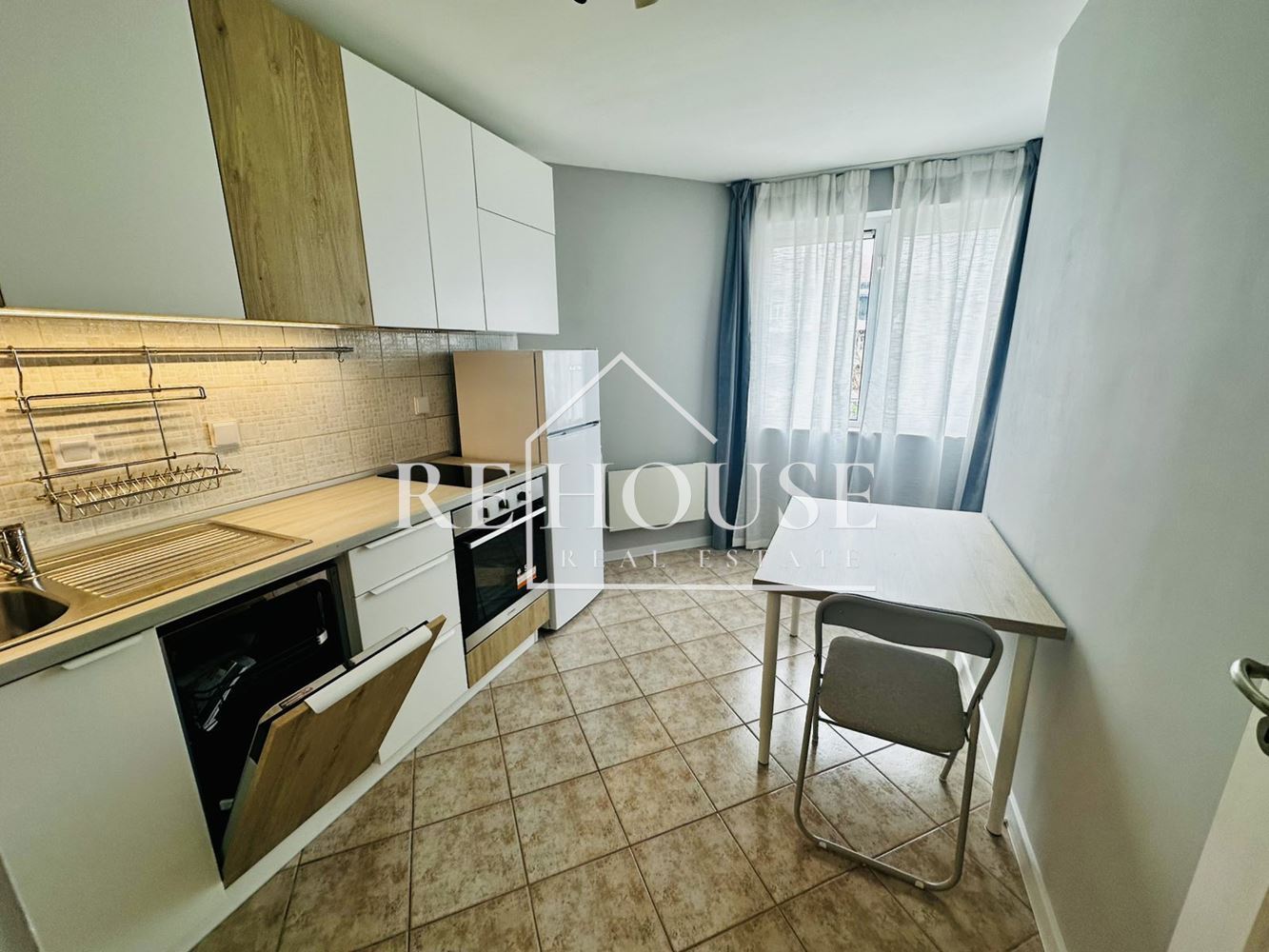 2-стаен - Варна, Окръжна болница - 0