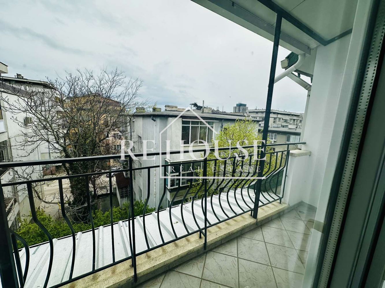 2-стаен - Варна, Окръжна болница - 0