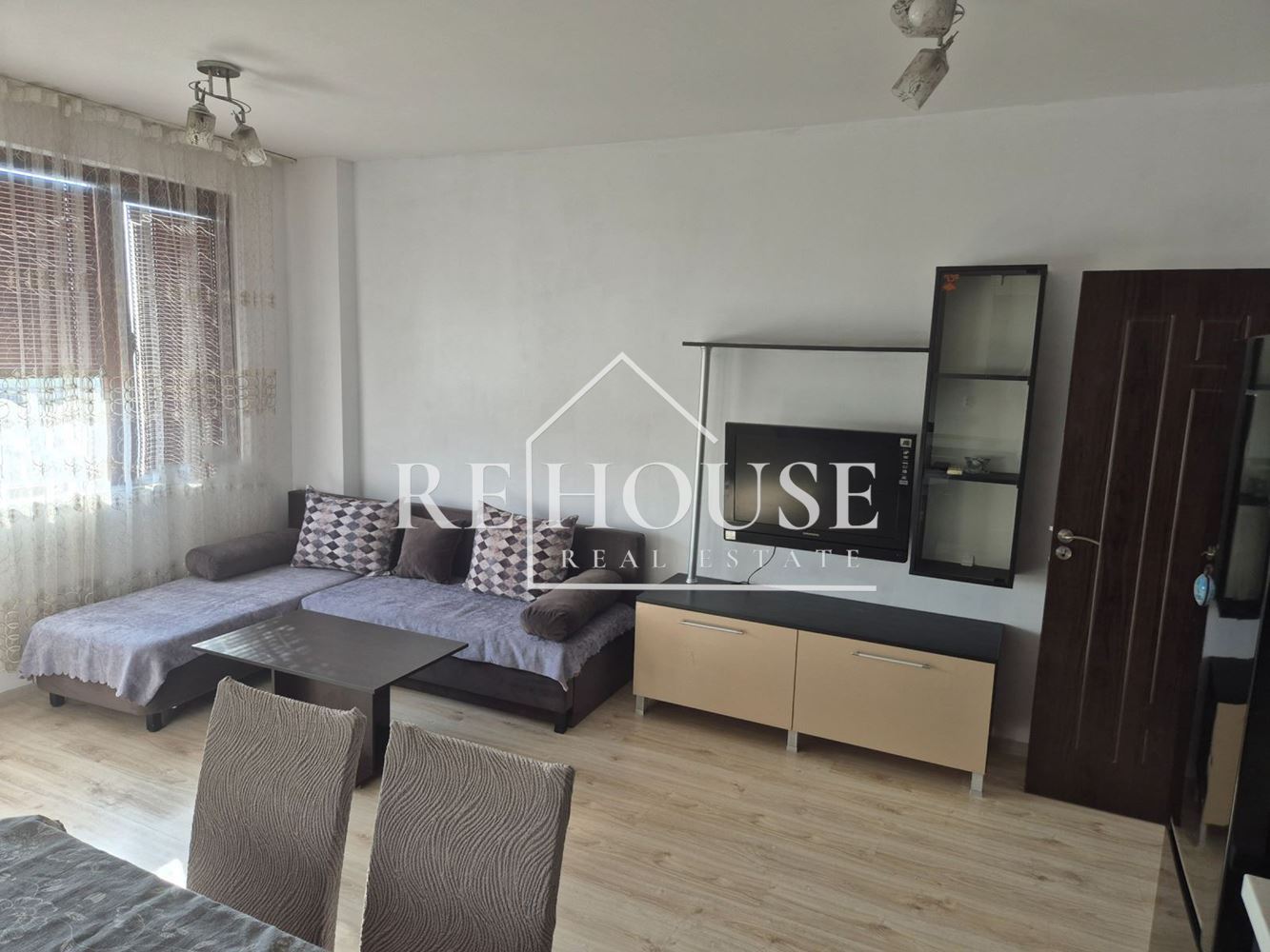 ДВУСТАЕН НАПЪЛНО ОБЗАВЕДЕН АПАРТАМЕНТ В РАЙОНА НА ПОГРЕБИ - 0