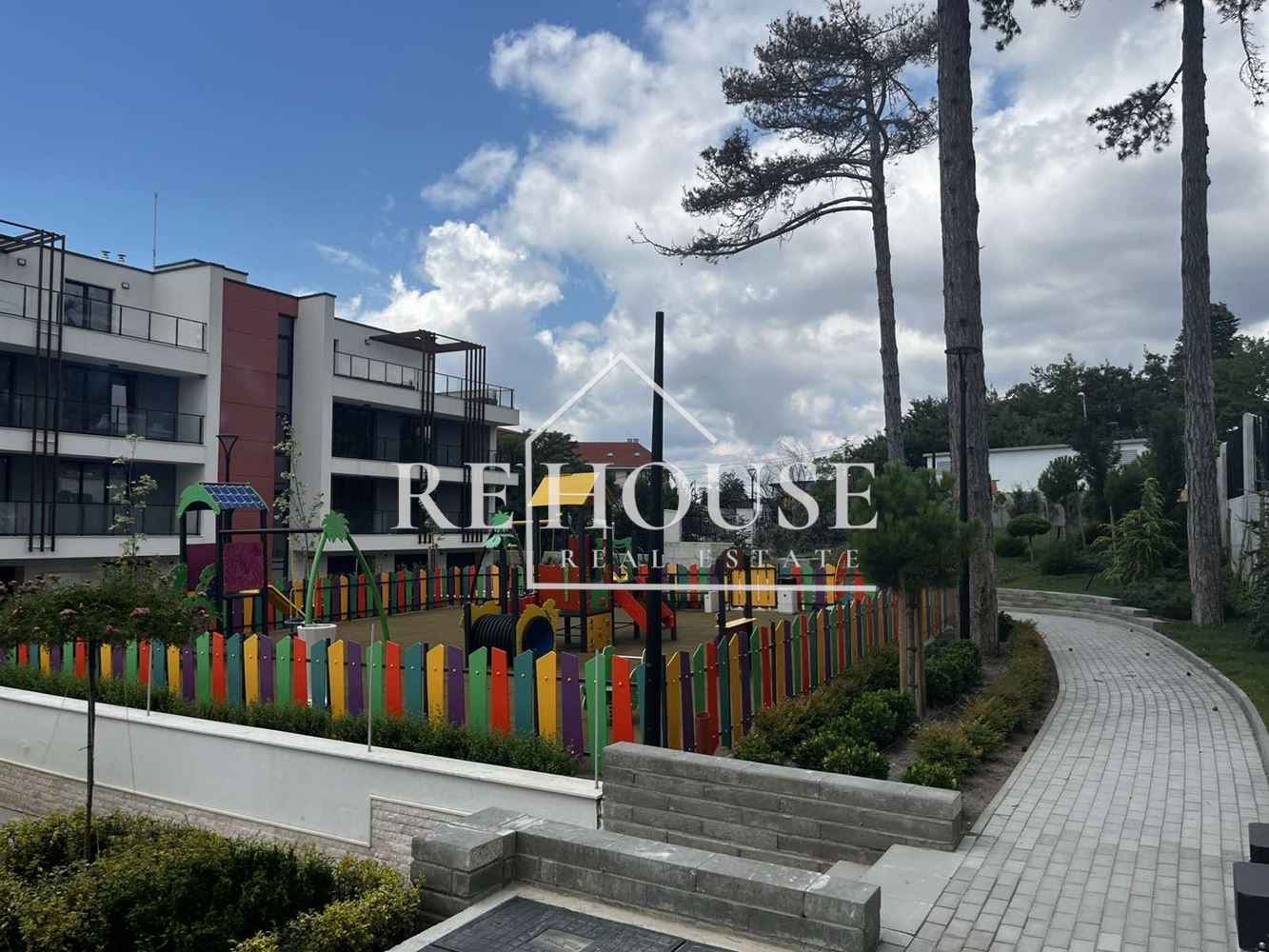 Просторен апартамент s AKT 16 в к-с VARNA VIEW - 0